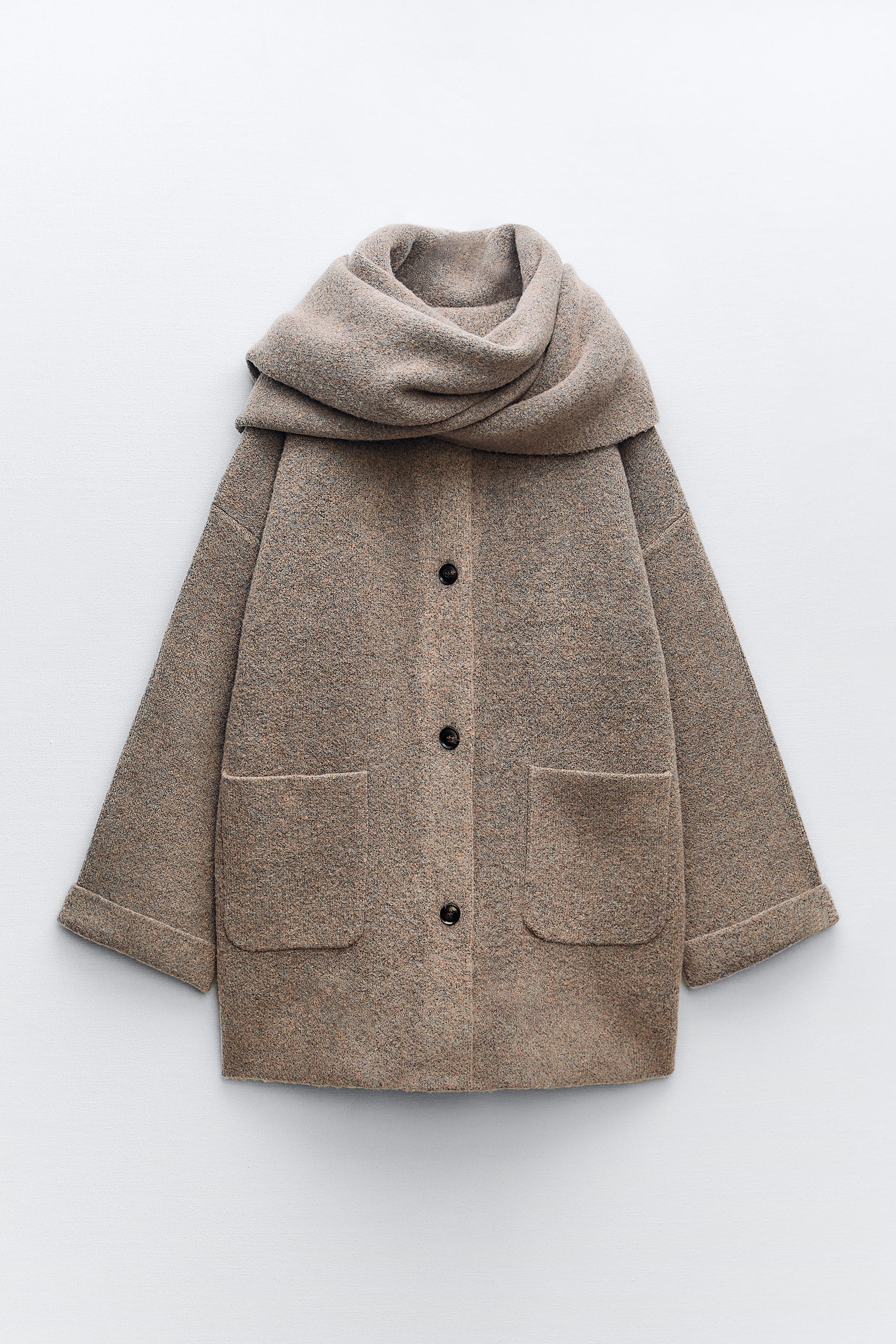 Rose™ | Short Knit Coat with Scarf